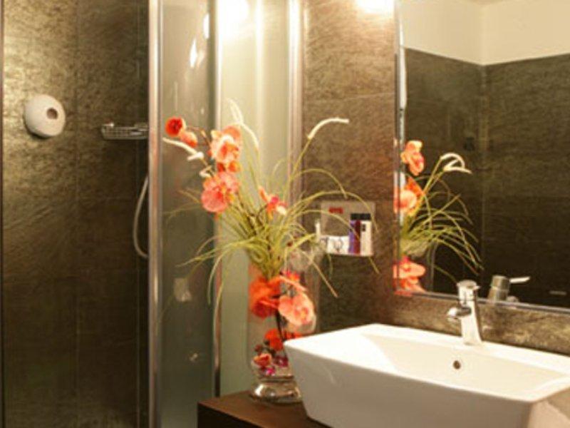 Hotel Sporting Помеция Экстерьер фото